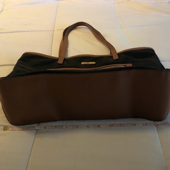 💖Michael Kors👜 Kempton Nylon large Tote bag - Picture 5 of 8